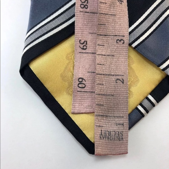 DONALD J TRUMP SIGNATURE COLLECTION NeckTie - Picture 7 of 8